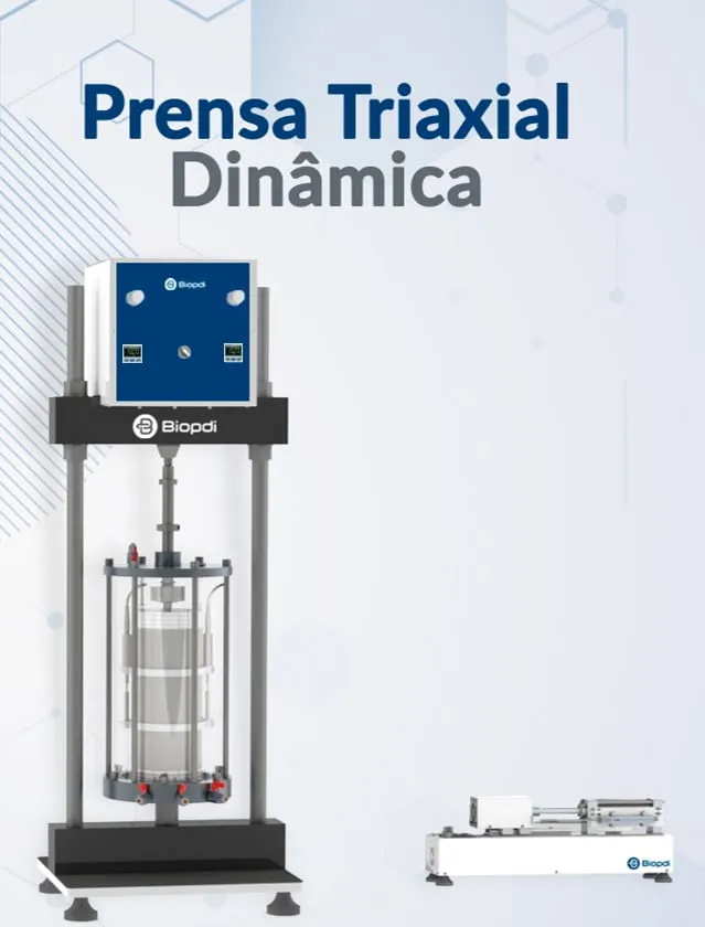 Dynamic triaxial testing machine